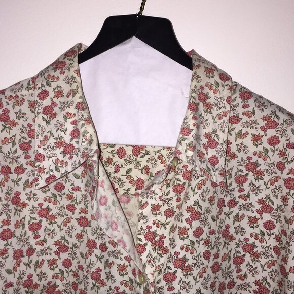 Retro Red Flowered Blouse XL - Picture 5 of 10